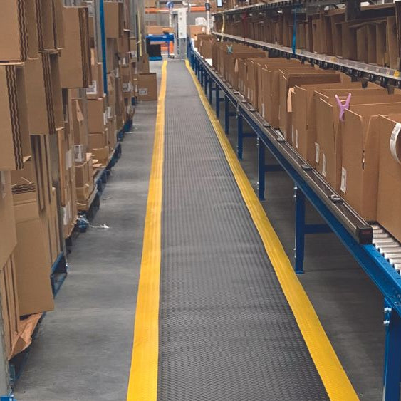 Diamond Plate Gel Matting in Warehouse