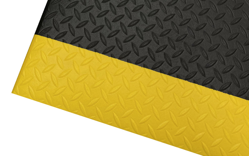 Corner image of Anti-fatigue mat called Diamond Foam Mat for industrial areas