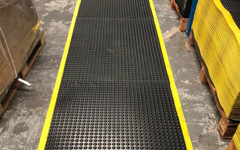 Insitu image of the OrthoStand Mat perfect for industrial settings