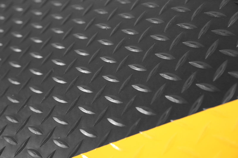 Close up of the diamond pattern safety alert mat