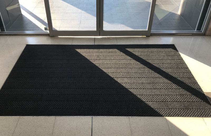 Insitu product image of charcoal Waterhog Eco Elite Entrance Mat in Recess