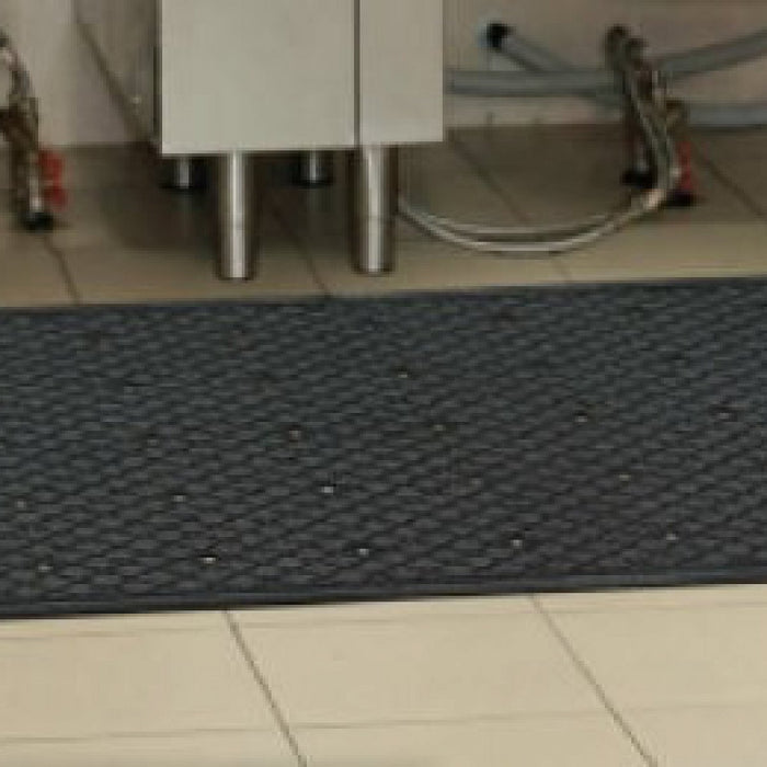 Traction Hog Drainable
